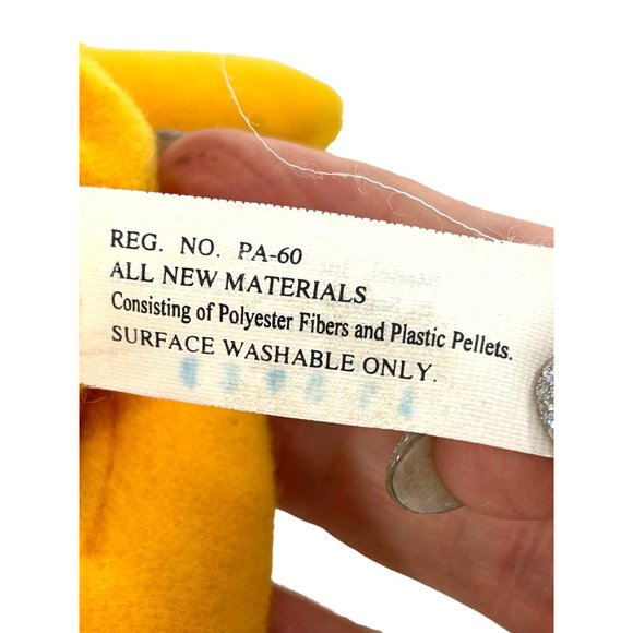 Winnie the Pooh 1997 Mattel Disney Beanbag Plush Holding Hands Plushie 7” - Picture 8 of 10